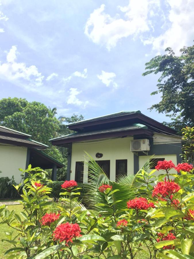 Khaolak Hillside Villa Khao Lak Exterior photo